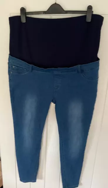 Love leggings maternity jeans/jeggings size 20. new