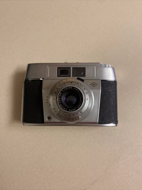 Agfa Silette Type 6 Prontor-SVS Camera  Camera with Apotar 1:2.8/45 Lens