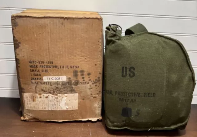 1970 Vietnam War Era US Army M17A1 Gas Mask UNOPENED small w/ Bag + original box