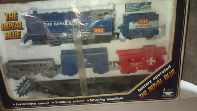 Vintage 1986 The Royal Blue Battery Operated Train Set No. 1194,(New open Box)