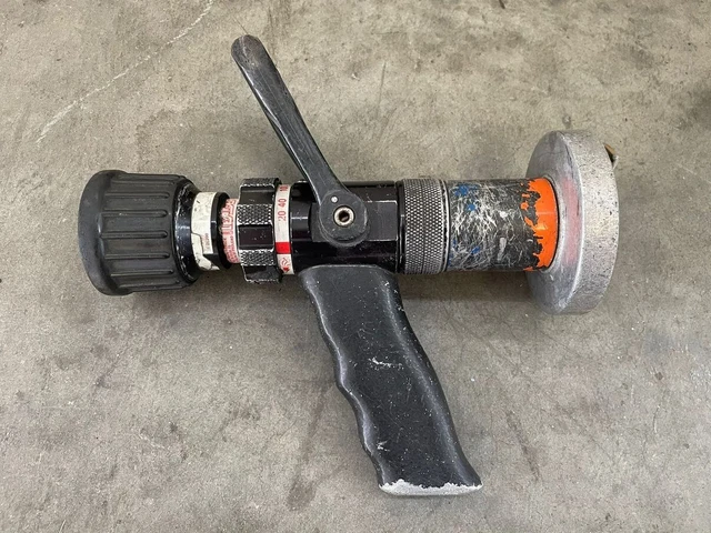 Leader Hohlstrahlrohr Strahlrohr Feuerwehr Storz C