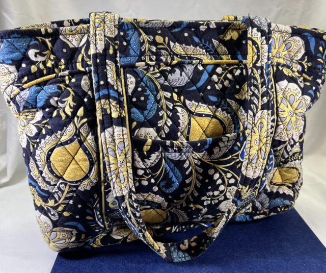 Retired Vera Bradley "Ellie Blue" Pattern Handbag 14” X 10” 7 Pocket Quilted PKB