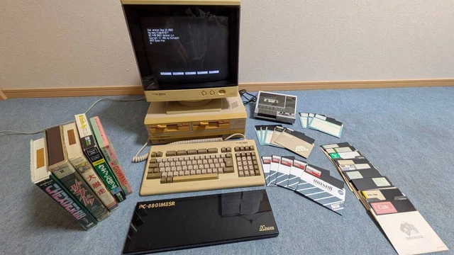 NEC PC-8801 MkⅡ SR PC-8801 mkII - NEC Retro