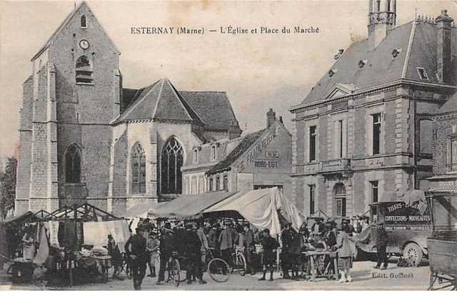 51.AM18678.Esternay.Eglise et Place du marché
