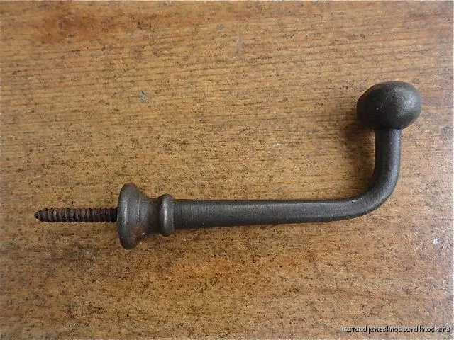 Antique Style Single Cast Iron Screw In Coathook Coat Hook Q17