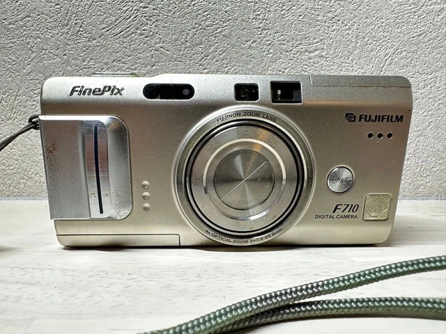 USED] FUJIFILM FINEPIX F710 Digital Camera Silver Untested FUJINON