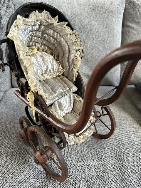 Vintage Wicker Wood Baby Doll Buggy Carriage Pram Antique Victorian Buggies