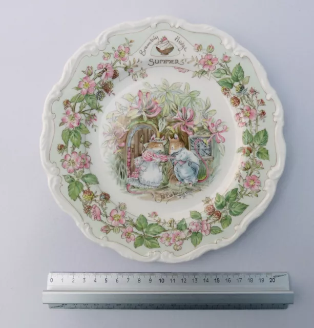 Royal Doulton 'Brambly Hedge' 'Summer' Jill Barklem 1982 Collectable Plate