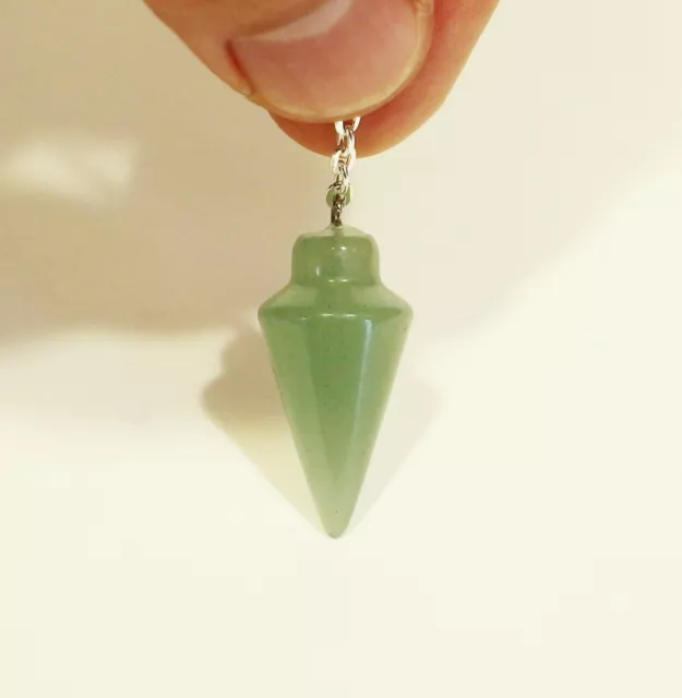 ° PENDULE  en AVENTURINE VERTE        RADIESTHESIE ESOTERISME