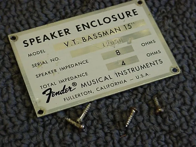 Fender speaker enclosure cab badge V T Bassman 15" 1968