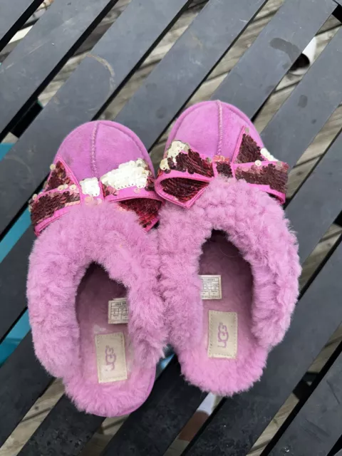 UGG Coquette Pink Suede Sheepskin Sequin Bow Mule Slippers Size 8