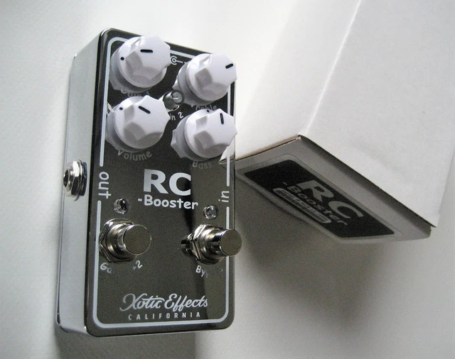 Xotic Effects RC Booster V2/ electric guitar effect pedal