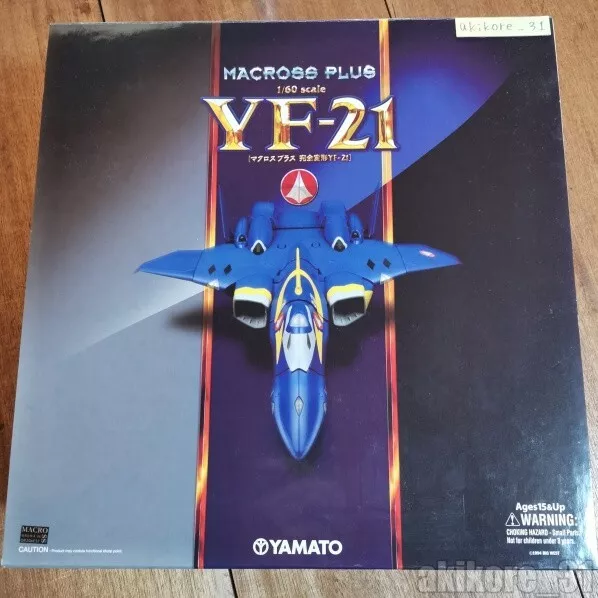 Yamato 1/60 YF-21 Macross Plus Action Figure bandai