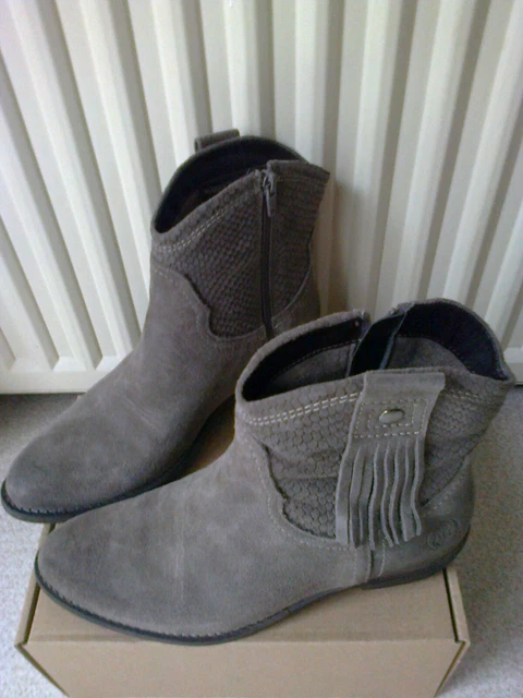 Bottines daim chamois P/38 "Marco Tozzi"