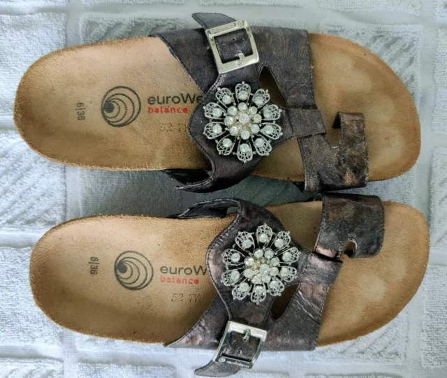 EuroWellness Balance Sandals Shoes 36 6 LARGE RHINESTONE MEDALLION Brown EUC