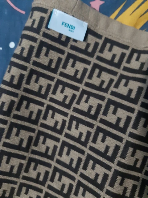 copertina neonato Fendi
