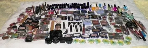 25-Piece Wholesale Bulk Makeup Assorted Cosmetics/Nails/Hair/Skin Lot NEW