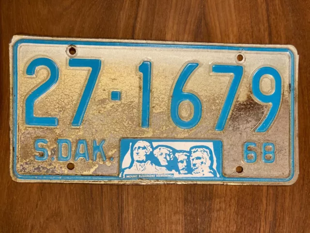 Vintage South Dakota Mount Rushmore 1968 license plate - Fast Free shipping