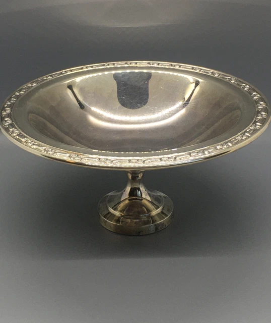 VINTAGE ONEIDA SILVERSMITHS SILVERPLATE PEDESTAL BOWL DISH, 7.5” Diameter 4” H