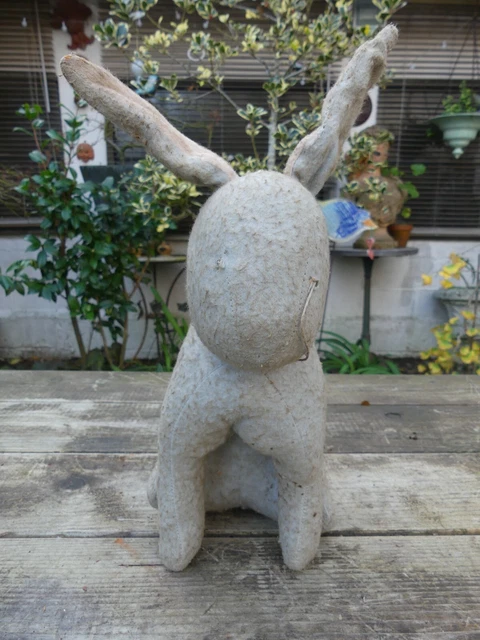 Ancienne peluche - Chien en paille et yeux sulfures. Bon état. Réf n°1