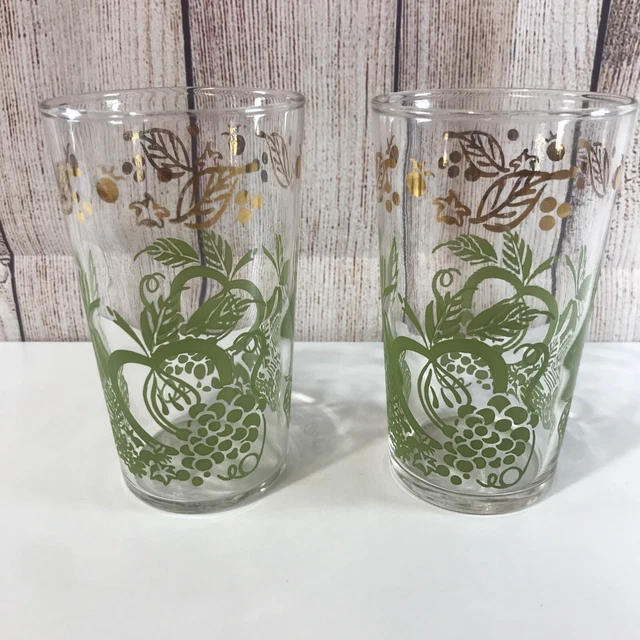 Pair Of VINTAGE FEDERAL GLASS CO. GLASSES GREEN FRUIT GOLD LEAF DESIGN MCM 4.75”