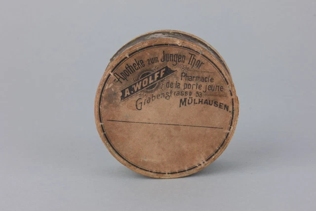 Papp-Pillendose Apotheke zum Jungen Thor, Mühlhausen (Elsass), um 1900