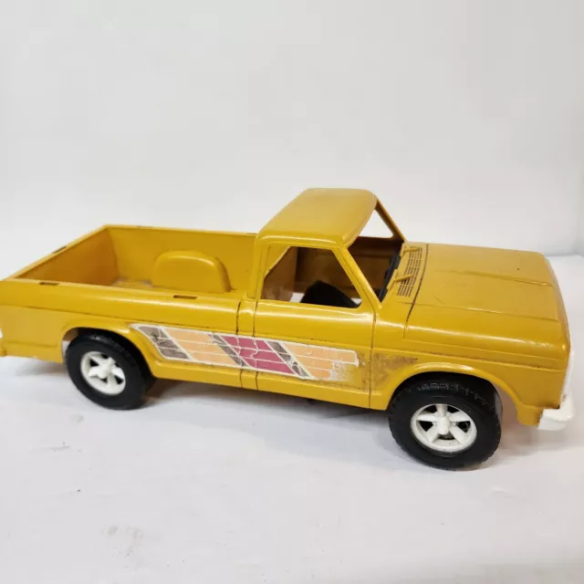 VINTAGE GAY TOYS #687 YELLOW 13" DODGE PICKUP MADE IN USA CIRCA 1970s