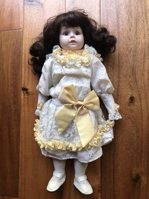 Brinns Porcelain Doll 14-15