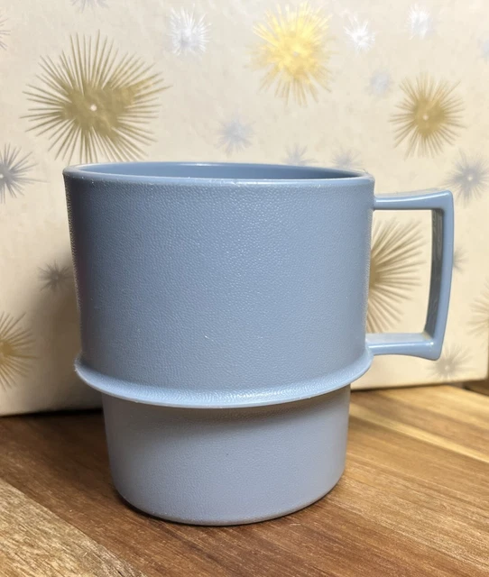 TUPPERWARE 1312 Stackable Coffee Mug Tea Cup Plastic Durable Vintage