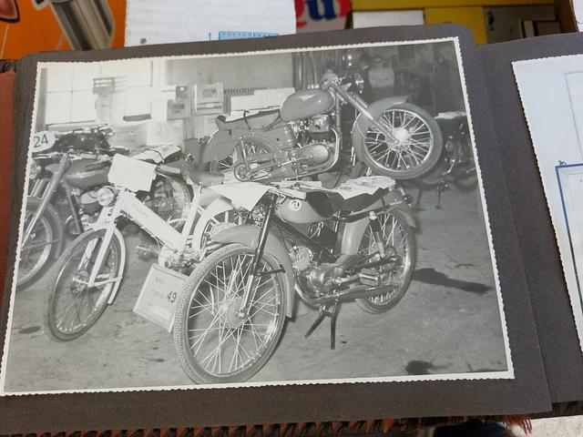 Foto Concessionaria Moto anni 50 60 mostra fiera