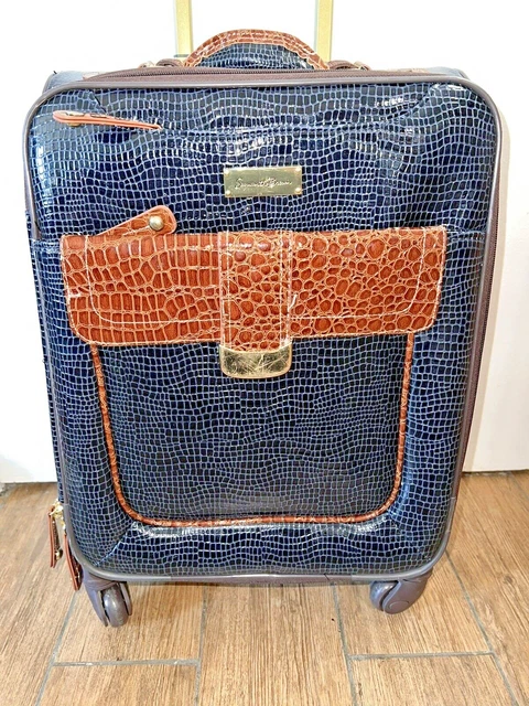 Samantha Brown Classic Navy Blue Croc 22" Spinner Wheeled Luggage Suitcase 2