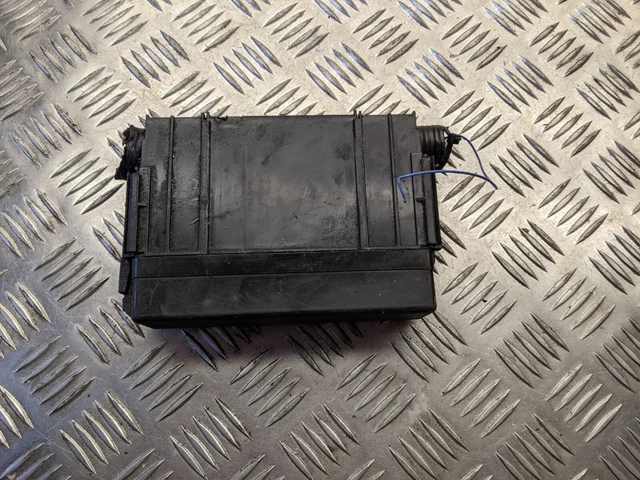 B522 nissan Fusible Boite Relais Module 7154-7223-30 7154722330