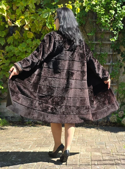 Manteau En Fourrure D'Agneau De Toscane - Marron - Taille Unique Femme - Neuf Sans Étiquettes