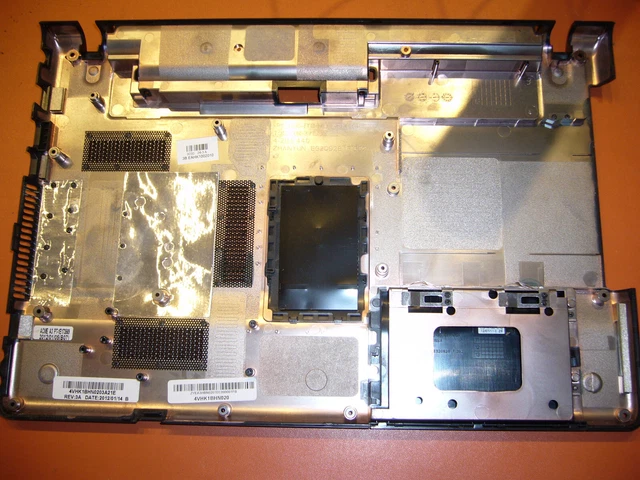 Plasturgie Contour D'Écran Pour Sony PCG-4121GM – Pièce Détachée (Occasion)