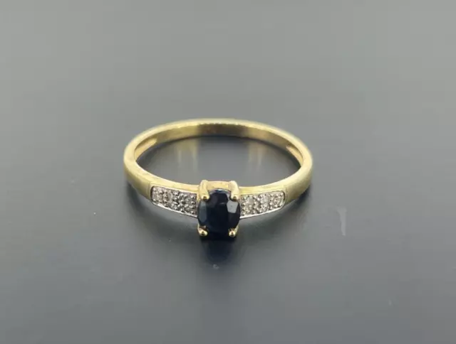 9ct 375 Yellow Gold Sapphire and Diamond Ring, Size R, US 8 3/4