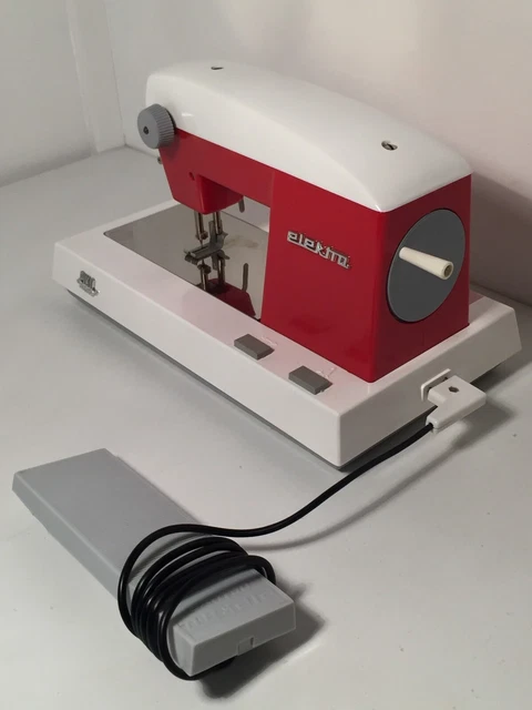 Jouet Ancien : Machine à Coudre Vintage Dans Sa Boîte D'origine