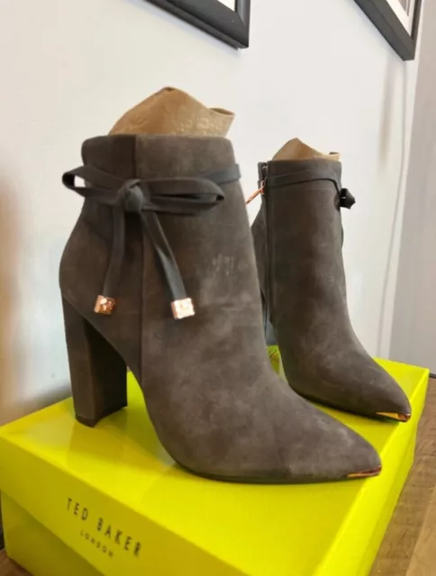 Ted baker hiharu 2 deals boots