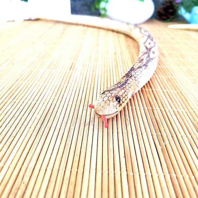 PHIEZC Serpent Artificiel En Caoutchouc Réaliste - Crotale Pour Farces, Jardin Et Halloween