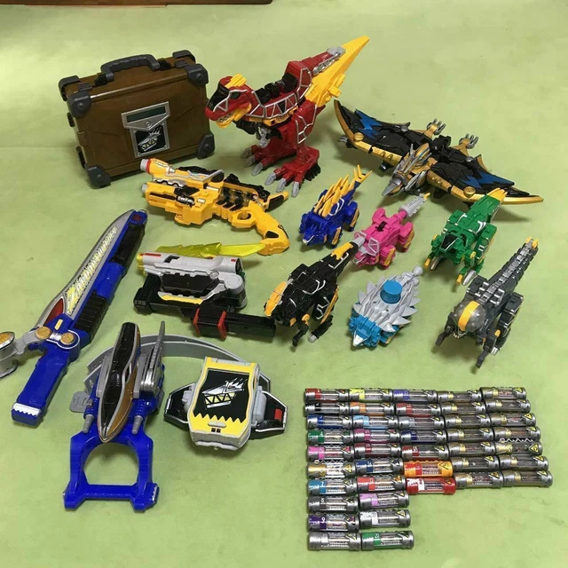 POWER RANGERS DINO Charge Kyoryuger DX Zandar Thunder Ptera Gold Saber