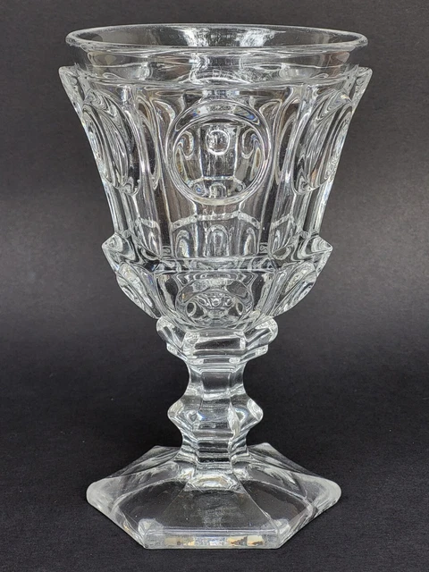 JOLI ANCIEN GRAND VERRE A PIED en CRISTAL BACCARAT ? CHARLES X EUR 45