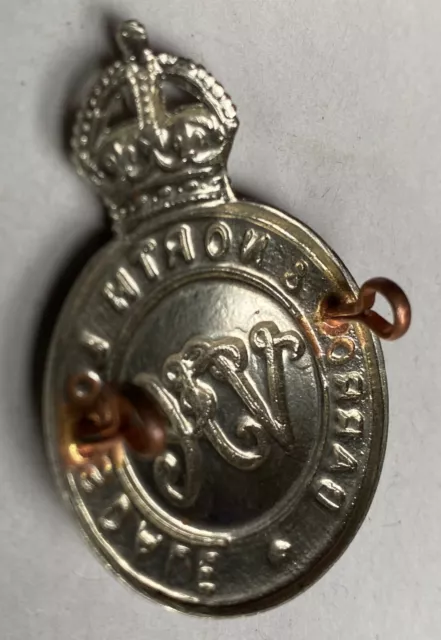WW1 / WW2 British Army - Barrow and North Lonsdale white metal cap badge. 2