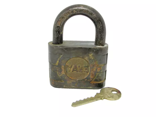 Vintage Yale & Towne Mfg. Co. Brass Lock Padlock with key made in the USA READ !