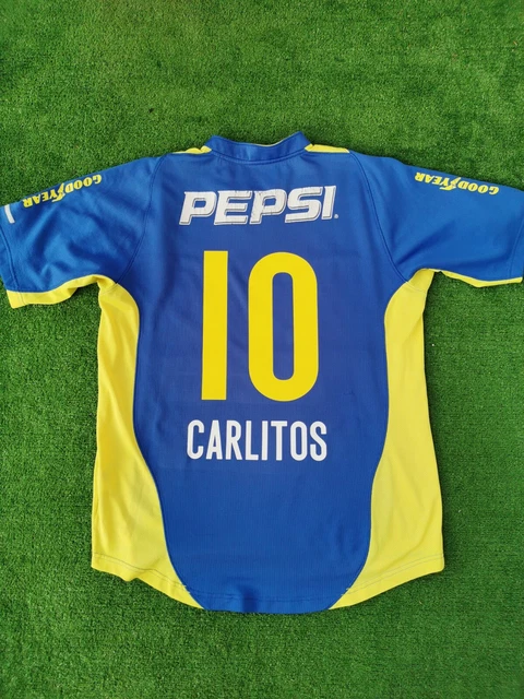 Boca Juniors, Tevez presenta la terza maglia