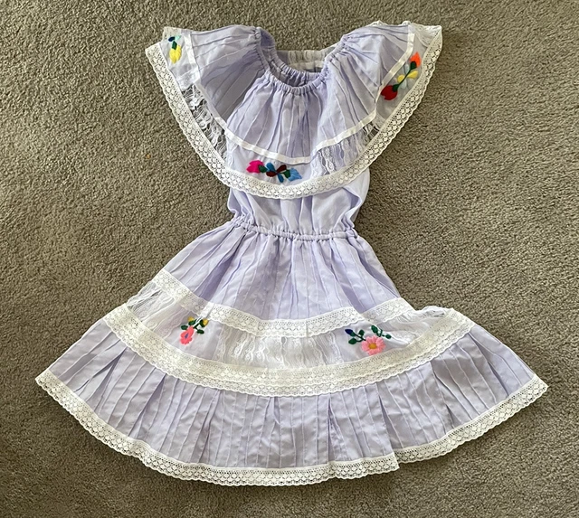 GIRL’S FESTIVE HISPANIC DRESS”very nice' SIZE 6-FREE SHIP