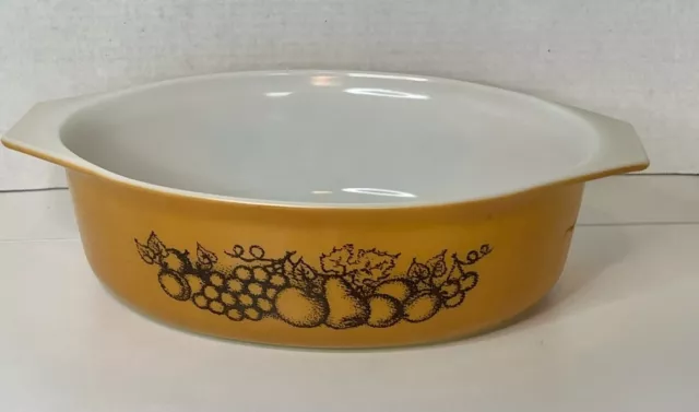 Vintage Old Orchard Pyrex 1970's 045 2 1/2 Qt. Oval Casserole Gold Brown Fruit