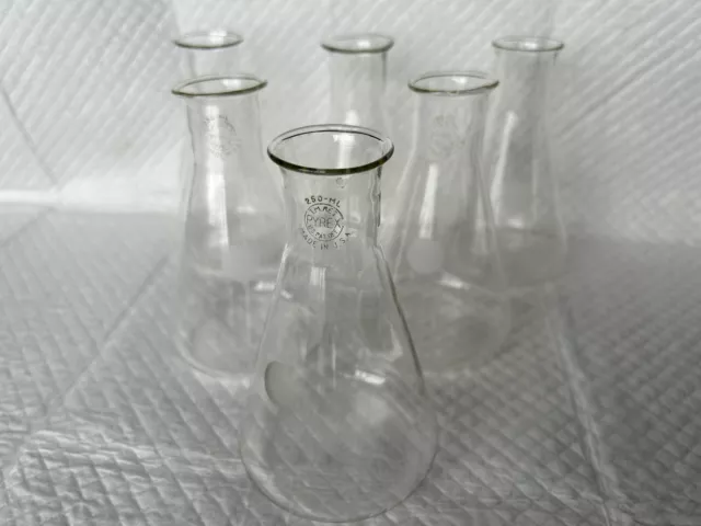 Lot of 6  PYREX Erlenmeyer Glass Scientific Lab Apothecary Flasks 250 ml