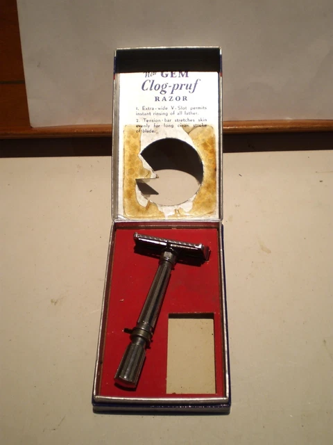 No. 50 Micromatic Clog-Pruf Gem Single Edge Safety Razor  with box