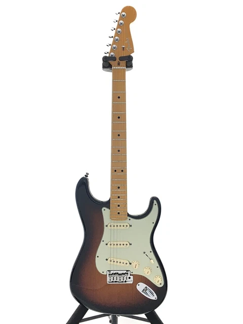 Fender American Deluxe Stratocaster 2TSB 2013 V neck S 1 _12096 Fender American Deluxe Stratocaster 2TSB 2013 V neck S 1 _12096