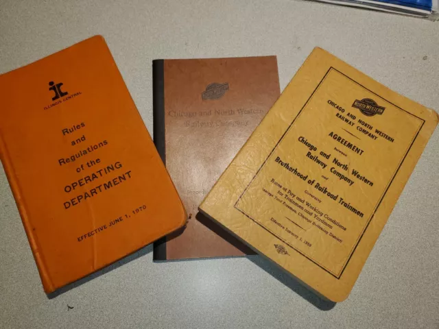 Chicago and Northwestern Railway union 1959 Booklet + ILL Cental rules book 1970