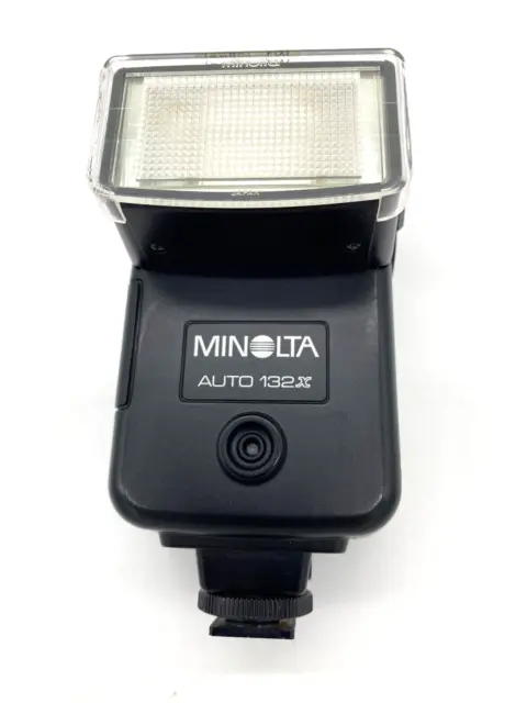 Vintage Minolta Auto 132X Shoe Mount Camera Flash with Case- tested and works!